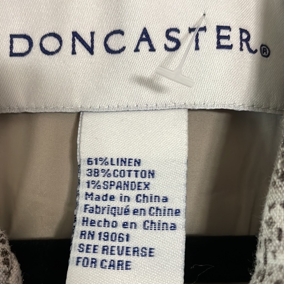 DonCaster - Picture 4 of 8